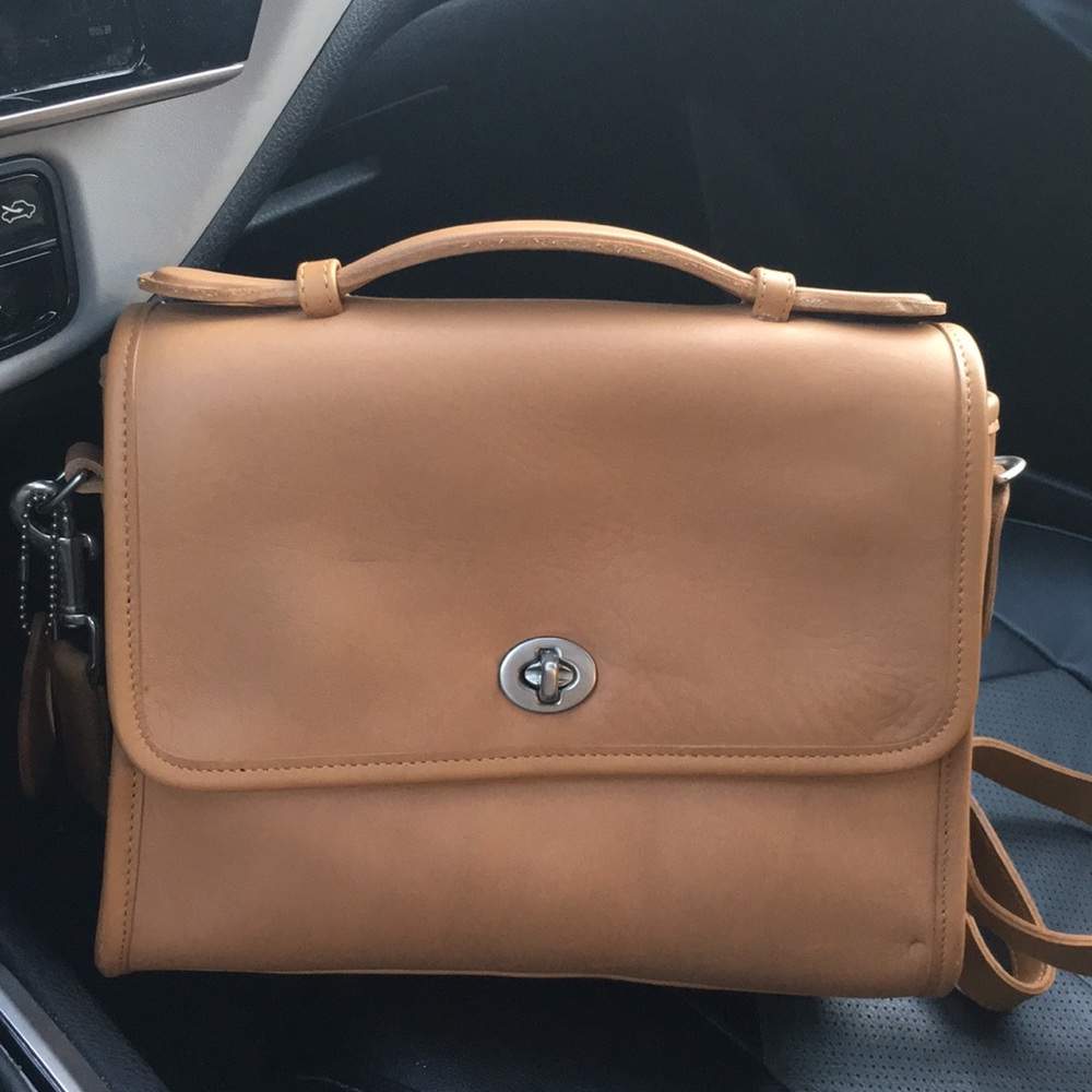 Vintage coach court bag new